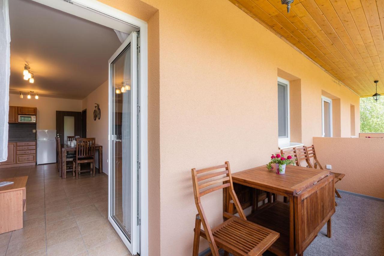Apartments Nad Rybniky Horní Planá Dış mekan fotoğraf
