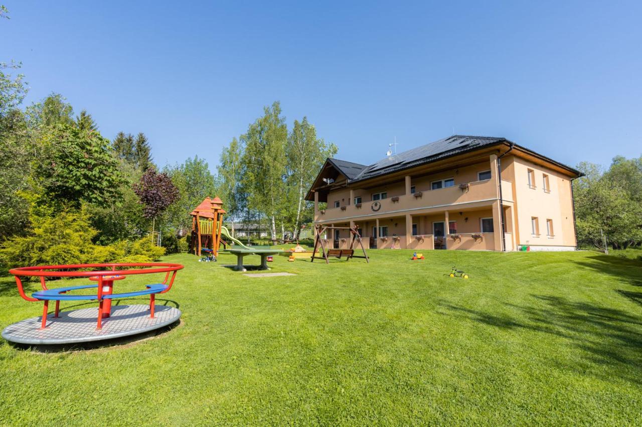 Apartments Nad Rybniky Horní Planá Dış mekan fotoğraf